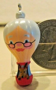 2019 Hallmark Repaint UP AND AWAY Mrs. Claus miniature ornament Local Club gift - Imagen 1 de 6
