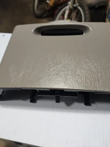2000-2002 LINCOLN NAVIGATOR EXPEDITION REAR CENTER CONSOLE CUP HOLDER OEM GRAY - Picture 1 of 5
