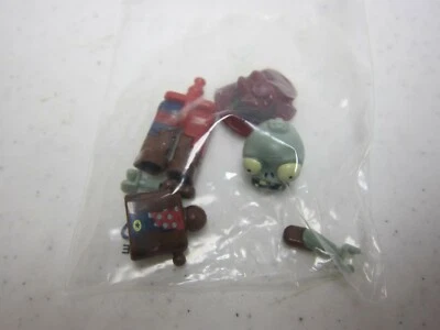 K’NEX Plants vs Zombies Wild West Skirmish Zombie Figure - Image 1 of 2
