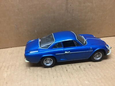 Carro de metal fundido Maisto 1971 Alpine Renault 1600s azul 1:18 - Imagem 1 de 4