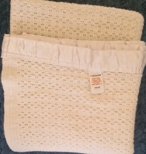 Mothercare white Vintage Pram Cot Blanket 100x110cm Cellular Acrylic 4503567 - Picture 1 of 8