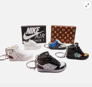 Mini Nike AF-1 LV Zapatilla 3D Mini Llavero *ENVÍO AL REINO UNIDO* - Imagen 1 de 6