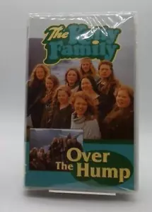 The Kelly Family - Over The Hump - VHS neu und eingeschweißt. - Bild 1 von 3
