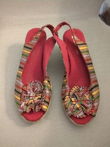 Naturalizer Berlynn Espadrille Schuhsandale mit Keilabsatz Größe 6,5 rot - Bild 1 von 10