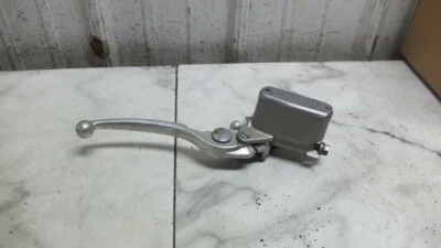 09 Honda ST1300 ST 1300 PA Police Freio Dianteiro Cilindro Mestre Alavanca Poleiro - Imagem 1 de 4