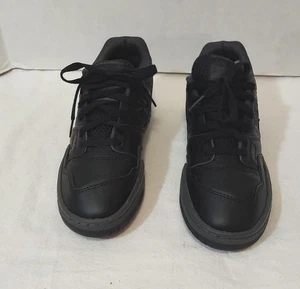 Boys Black Low-Top NEW BALANCE 550 Tennis Shoes – size 7M US - Picture 1 of 7