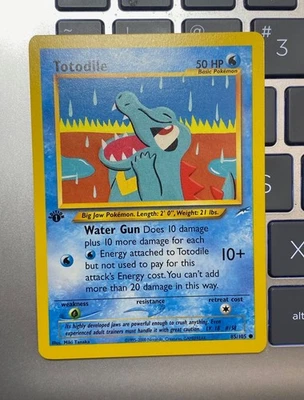 Pokemon Totodile Neo Destiny 85/105 1st edition near mint condition card - Image 1 of 2