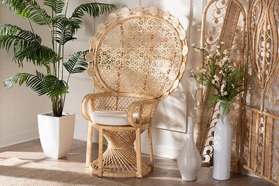 Silla de pavo real de ratán marrón natural Calvin Foto 1 de 4