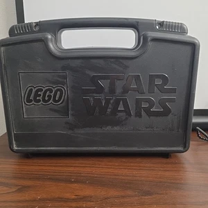 Lego Star Wars 2002 65153 Lucasfilm negro estuche de transporte solamente *rasguños en estuche* - Imagen 1 de 7
