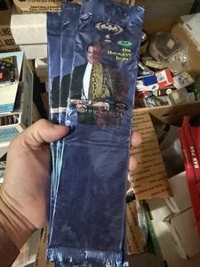 Batman Forever 1995 Fleer Ultra Single Rack Pack Sealed '95 Hologram Inside - Picture 1 of 2