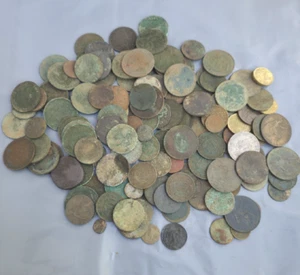 146 x MIXED OLD COINS (CLEARANCE FIND) JOBLOT BUNDLE - Picture 1 of 20