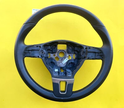 GENUINO VOLANTE VOLKSWAGEN TIGUAN 2012-2015 NEGRO ENVUELTO OEM 61978150G Foto 1 de 4