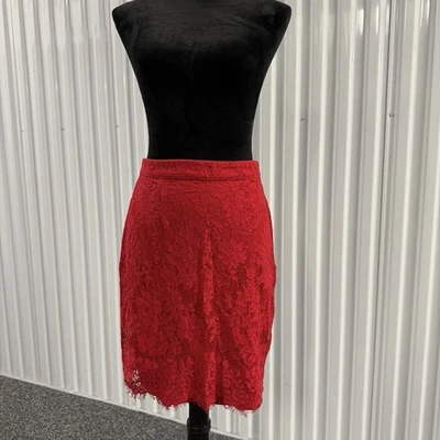 Falda lápiz de encaje roja para mujer Covington talla pequeña Foto 1 de 4