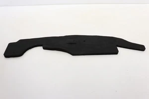 2017 - 2024 CADILLAC XT5 FRONT LEFT FENDER INSULATOR SEAL PAD COVER OEM - Picture 1 of 7