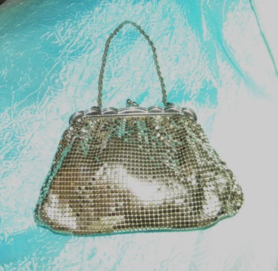 VINTAGE WHITING & DAVIS SILVER MESH WRISTLET CLUTCH PURSE 5" X 4" (#2945) NICE - Image 1 of 2