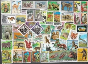 WILD ANIMALS  ON STAMPS 100 ALL DIFFERENT COLLECTION NATURE  1/6/25 - Picture 1 of 1
