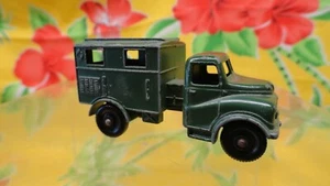 Vintage Matchbox/Lesney *AUSTIN MK 2 RADIO TRUCK* 1:64 (GREEN) NICE - Picture 1 of 7