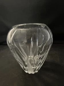 Vaso Fiamma D'Amore di Mikasa. Diam. 6,75”H X 4,25” Vedi foto e descrizione - Foto 1 di 3