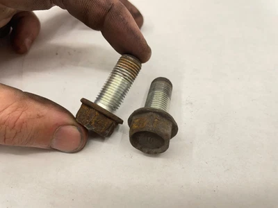 TORNILLOS DE MONTAJE SUBARU OUTBACK 2.5L PINZA DE FRENO DELANTERA IZQUIERDA DERECHA OEM 10-14 Foto 1 de 4