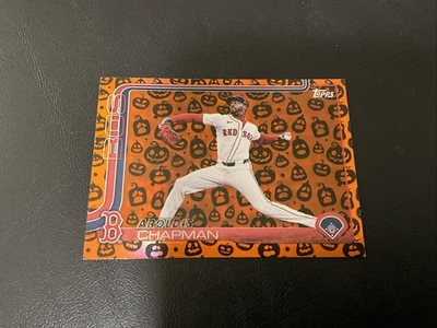 AROLDIS CHAPMAN 2025 Topps 更新系列 Jack O’Lantern 南瓜 US116 红色 SOX — 第 1/2 张图片
