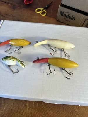LOT OF 4 RUSH TANGO FISHING LURES TACKLE BOX FIND SEE PICTURES FOR CONDITION - Image 1 of 4