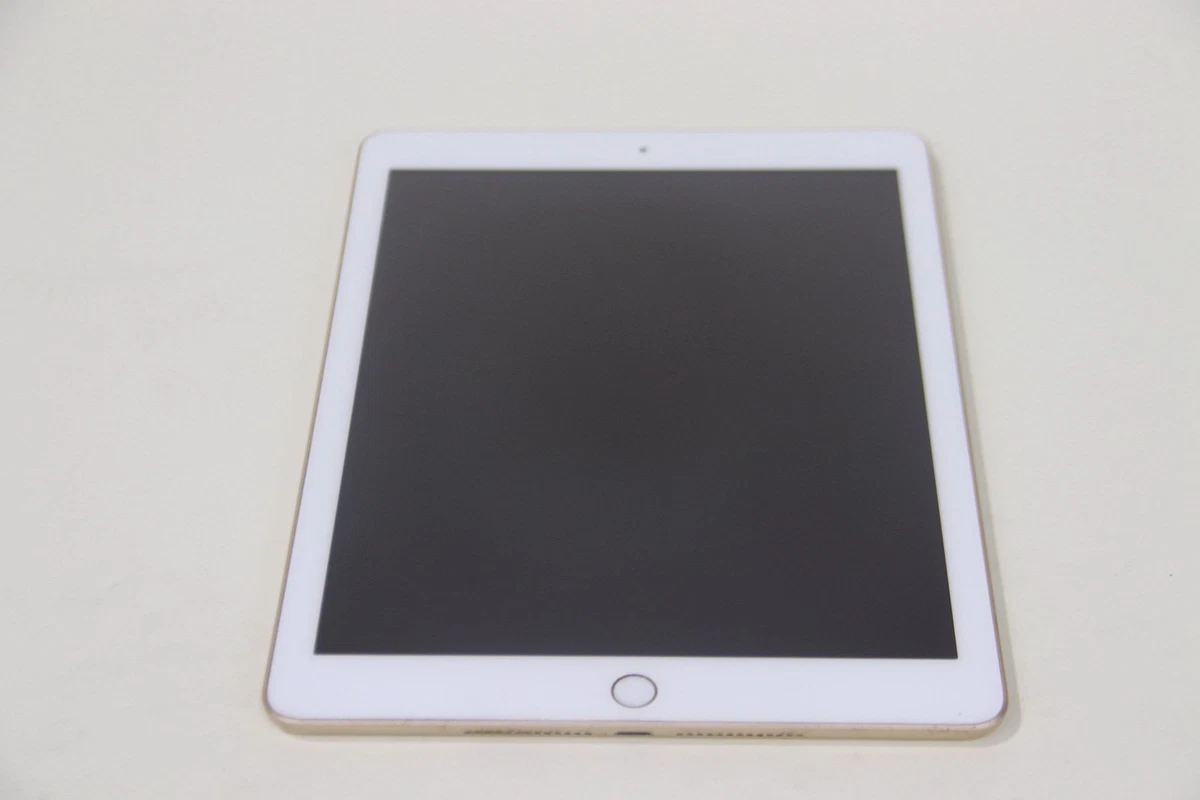 Apple iPad (5th Generation) Wi-Fi 32 GB Tablets & eReaders for