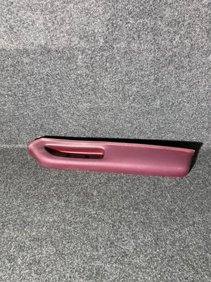 Chevrolet S10 1986-1994 panel de puerta reposabrazos pasajero derecho rojo OEM Foto 1 de 4