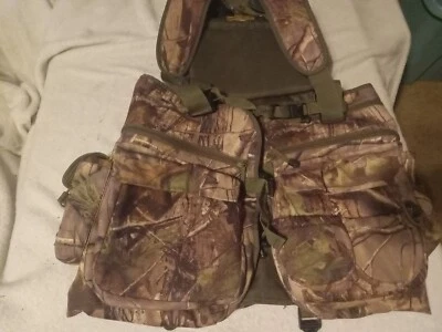 H.S. Strut Men's Deluxe Turkey Vest Polyester Real Tree APG M/L Camo - Image 1 of 4