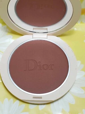 Dior Forever Natural Bronze Powder 08 Deep Bronze 0.31 oz Full Size - Image 1 of 4
