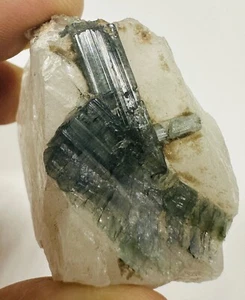 R- Tourmaline Blue Rough Matrix 66 G 47x39mm Included In Quartz - Picture 1 of 5
