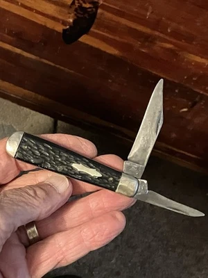 Vntg Remington Made In USA  ??13? SWELL END Jigged Blk Hndl 2-Blade Pocket Knife - Image 1 of 4