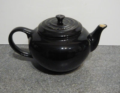 Le Creuset stoneware Teapot_Used about twice. - Image 1 of 4