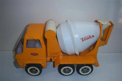 Tonka Cement Mixer Truck 1970's Press Steel Fully Working Toy 14 " Long - Image 1 of 4
