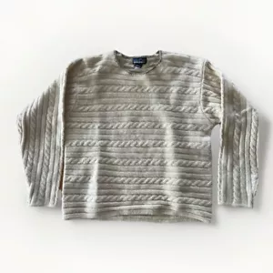 Women’s Patagonia Crewneck Cable knit Sweater Small - Picture 1 of 9