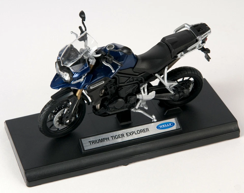 BLITZ VERSAND Triumph Tiger Explorer dunkelblau Motorrad Modell 1:18 NEU & OVP - Bild 1 von 1