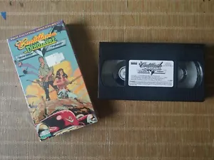 Cadillacs and Dinosaurs VHS - Foto 1 di 10