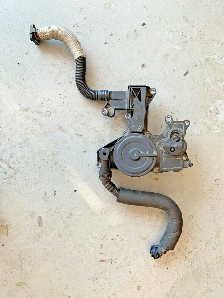 VOLKSWAGEN PASSAT GTI 2008-2010 2,0 L SEPARADOR DE ACEITE OEM 06H103226A Foto 1 de 4