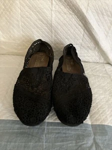 Tom’s Alpargata Crochet Lace Slip On Flat Loafers Women Shoes Color Black Size(7 - Picture 1 of 5