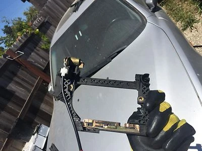 1999-2003 BMW M5 E39 525i 535i 540i 530i 528i DOOR HANDLE bracket Carrier REAR L - Image 1 of 2