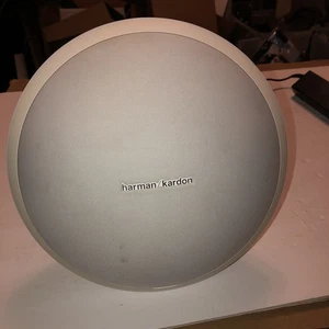 Harman Kardon Onyx Studio Bluetooth Speaker With Power Cord -Read Inside - Foto 1 di 13