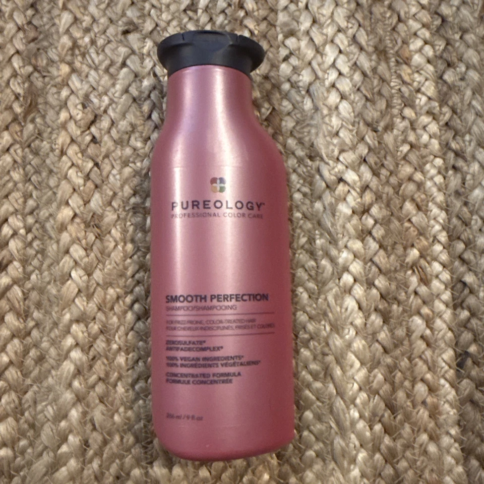 Pureology Smooth Perfection шампунь 9 унций / 266 мл - Изображение 1 из 1