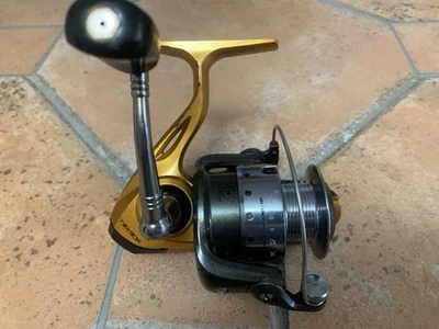 Carrete giratorio Quantum Triax 30 Trx30f Foto 1 de 3