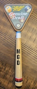 Rare MILLER GENUINE DRAFT - MGD Tap Handle BAR Billiard Balls w/ Pool Cue - Picture 1 of 3