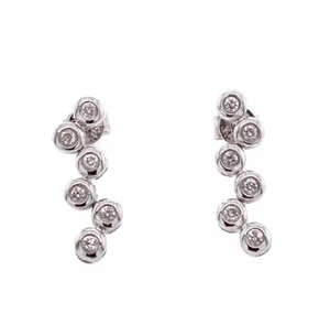 Juego de pendientes de bisel de oro blanco de 18 K,24 quilates con poste de diamante - Imagen 1 de 4