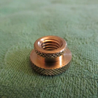 Rändelmuttern M 8 Messing NEU 10 Stück Rändelmutter Muttern - Bild 1 von 4