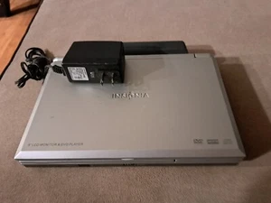 Insignia Portable 9" DVD Player IS-PD101351 With Cords And Accessories Parts - Picture 1 of 3