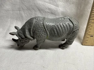 AAA Plastic/PVC toy Rhinoceros Figure Safari Wild Africa Educational 5 in. - Picture 1 of 6