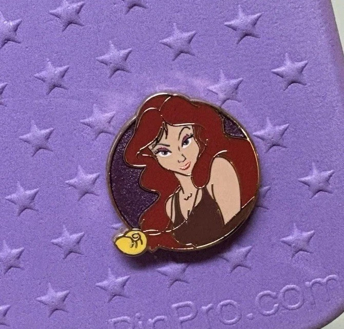 Prendedor Disney Rosa A La Mode Micro Mini Sirenita Vanessa LE 300 Foto 1 de 1