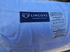Lincove Pillow Resort Down Alternative Snuggle Pillow - Picture 1 of 2