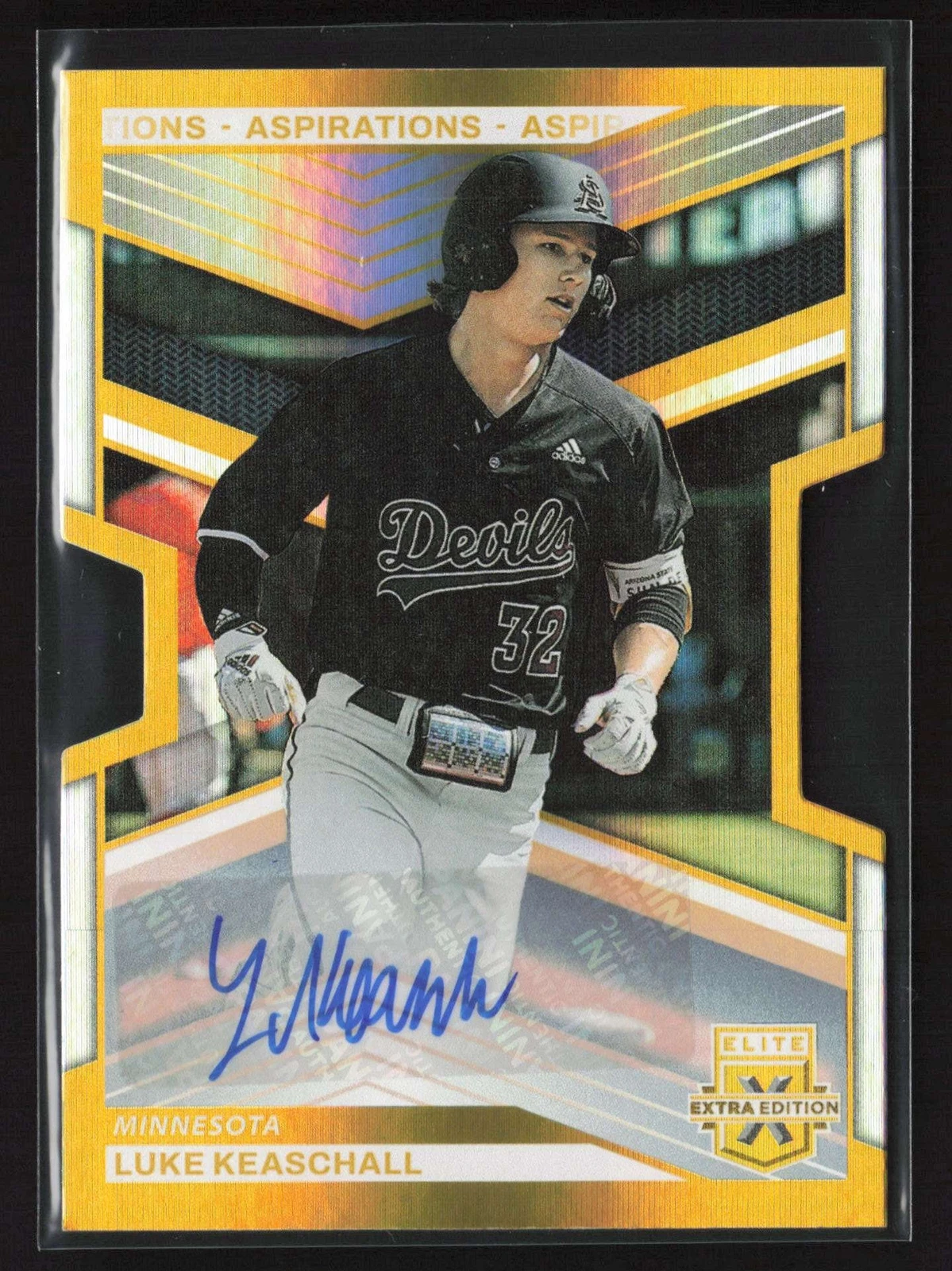 Luke Keaschall 2023 Elite Extra Edition Auto Gold Aspirations Die-Cut /24